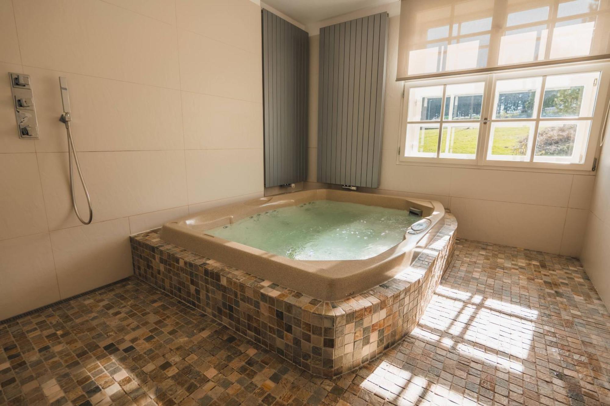 Theresian Apartment ออสตรูชนา ภายนอก รูปภาพ